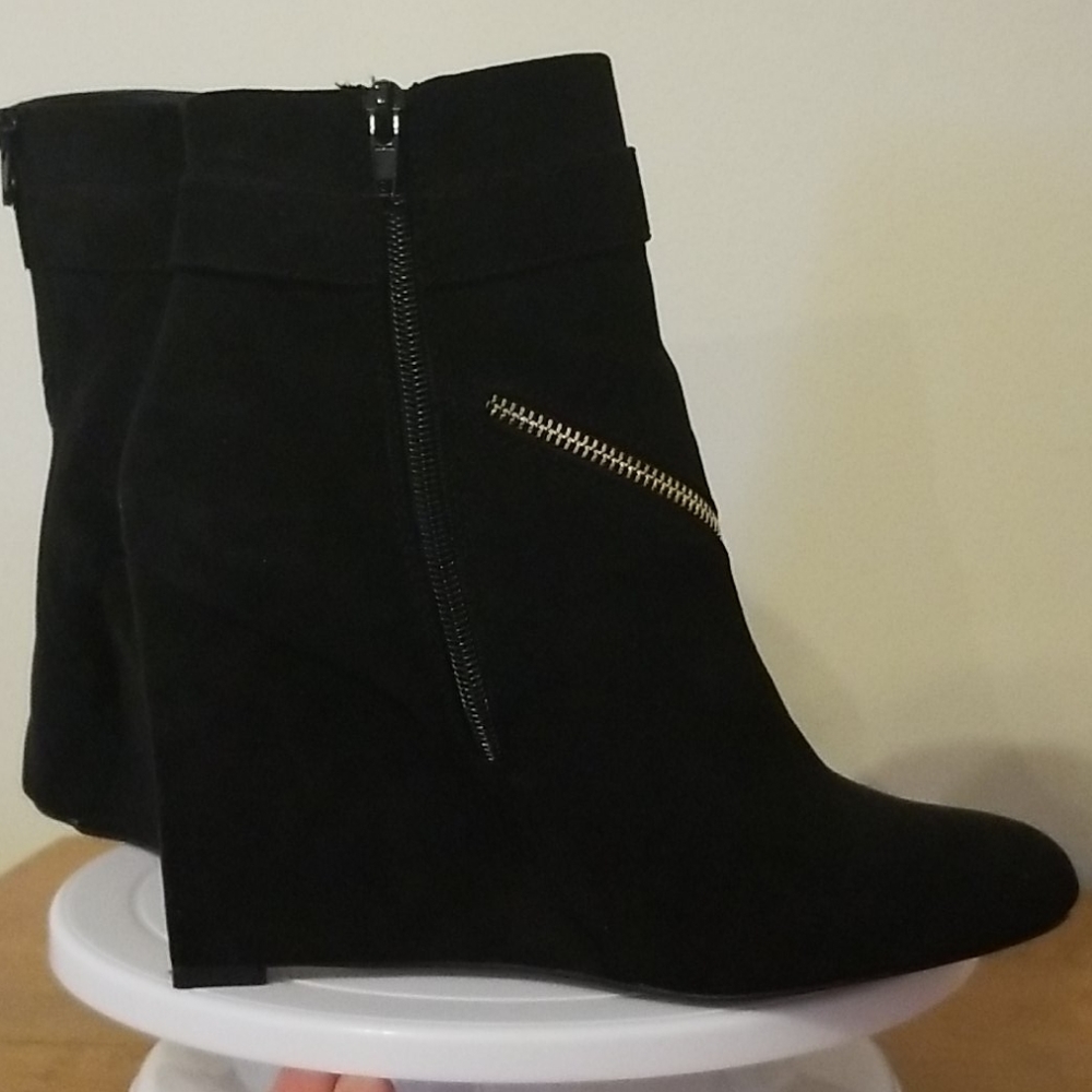 High Heel Booties - Picture 2 of 4